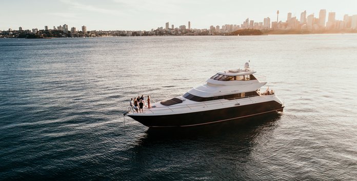 Element yacht charter Warren Yachts Motor Yacht