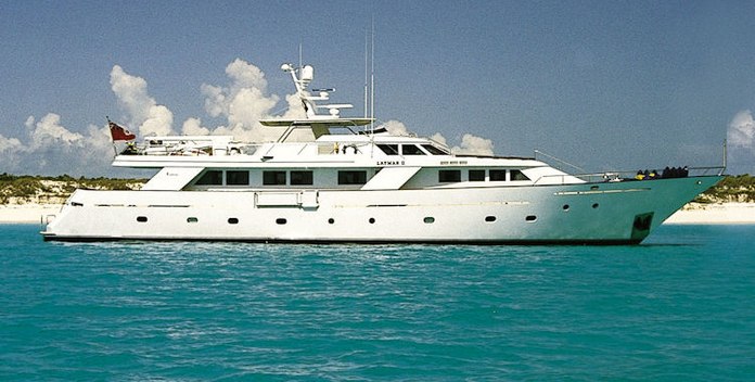 Espinola yacht charter Codecasa Motor Yacht