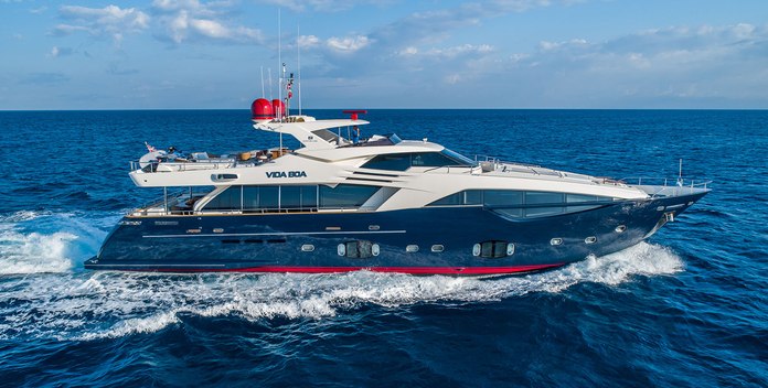 Vida Boa yacht charter Custom Line Motor Yacht