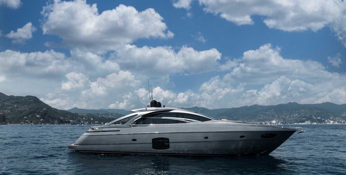 Veles yacht charter Pershing Motor Yacht