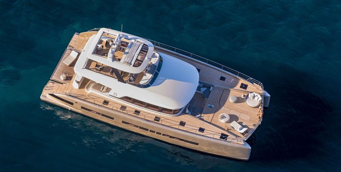 Siete Mares yacht charter Lagoon Motor Yacht