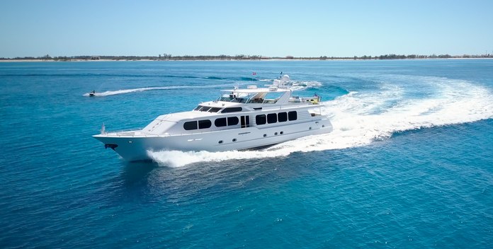 Birdy yacht charter Broward Motor Yacht