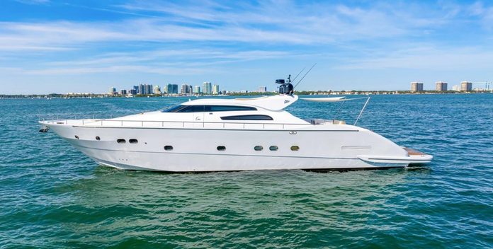 Dream On yacht charter Tecnomar Motor Yacht