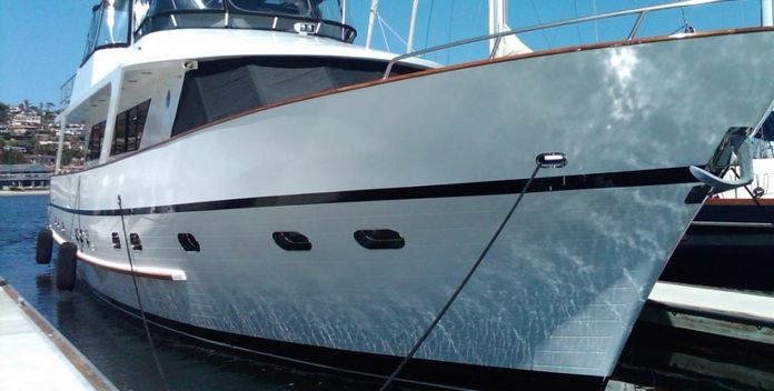 Zia yacht charter Custom Motor Yacht