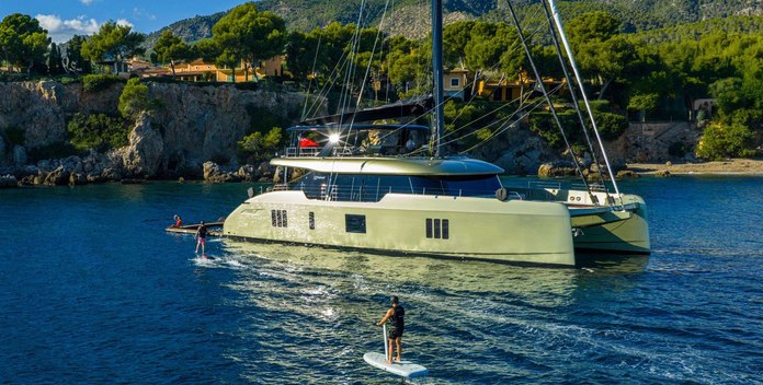 A Plan yacht charter Sunreef Yachts Motor/Sailer Yacht