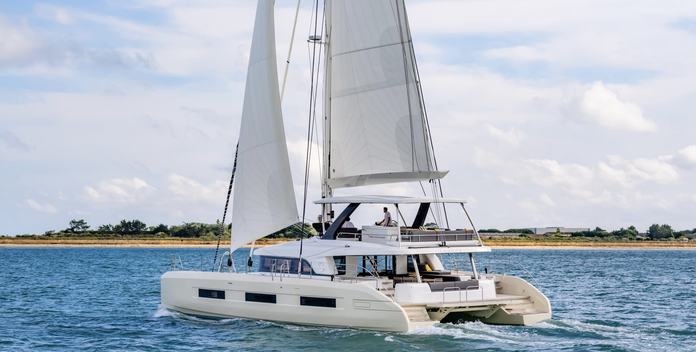 Reve Bleu yacht charter Lagoon Sail Yacht