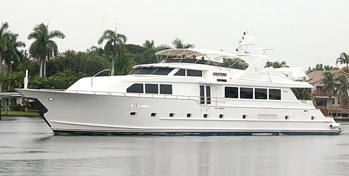 Horus yacht charter Broward Motor Yacht