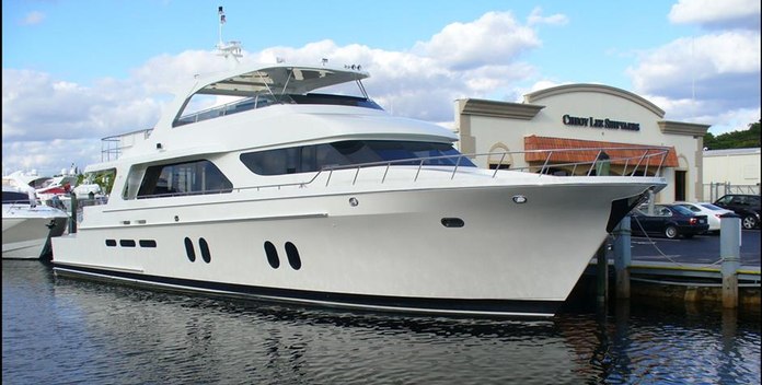 Jus Chill'N' yacht charter Cheoy Lee Motor Yacht