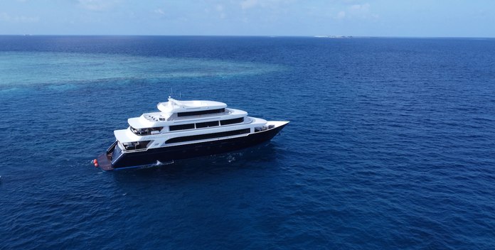 Safira yacht charter Custom Motor Yacht