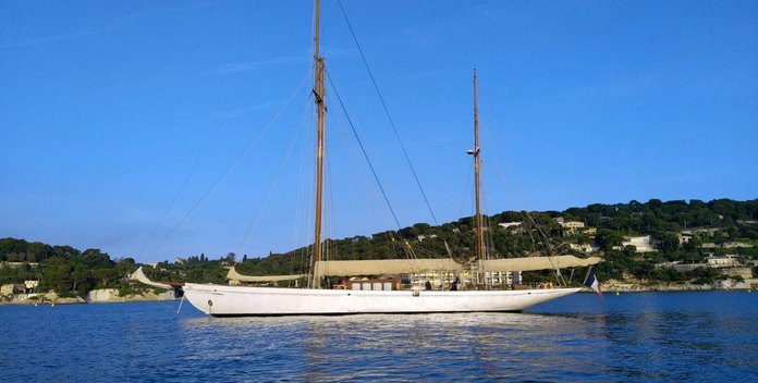Black Swan yacht charter Camper & Nicholsons Sail Yacht