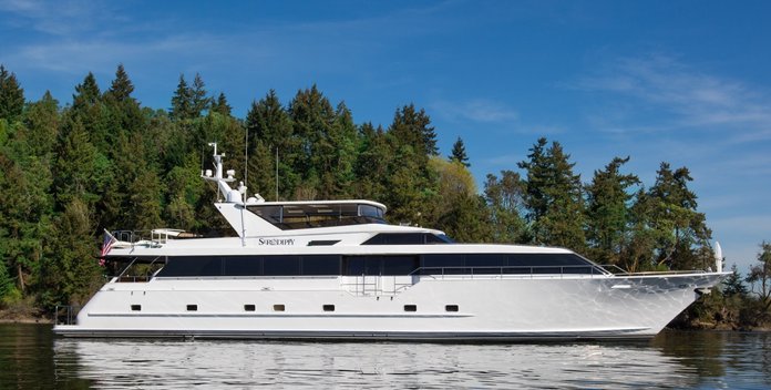 Blackwood yacht charter Broward Motor Yacht