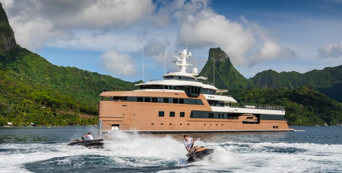 La Datcha yacht charter Damen Yachting Motor Yacht