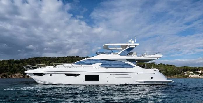 Mineira yacht charter Azimut Motor Yacht