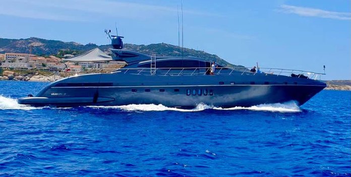Revella yacht charter Overmarine Motor Yacht