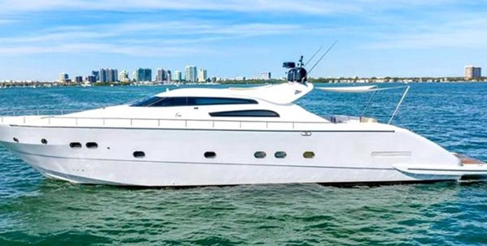Dream On yacht charter Tecnomar Motor Yacht