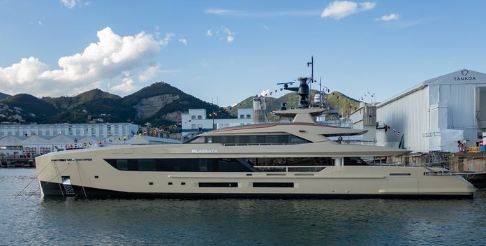 Rilassata yacht charter Tankoa Yachts Motor Yacht