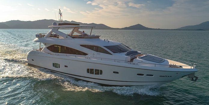 Sydney yacht charter Sunseeker Motor Yacht