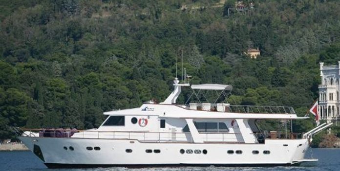 Surubim yacht charter CRN Motor Yacht