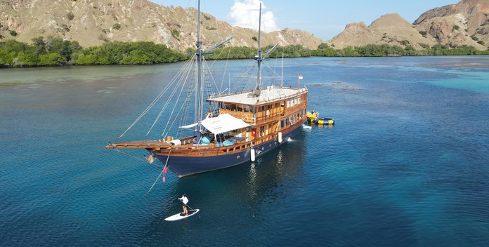 Augustine Phinisi yacht charter Tanahberu Sail Yacht