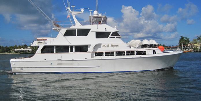 Movie Set yacht charter Knight & Carver Motor Yacht