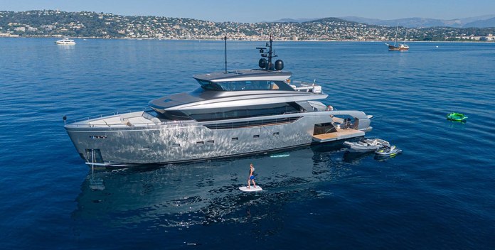 N                     New York yacht charter Sanlorenzo Motor Yacht