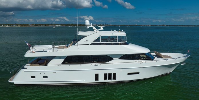 Sanctuary yacht charter Ocean Alexander Motor Yacht