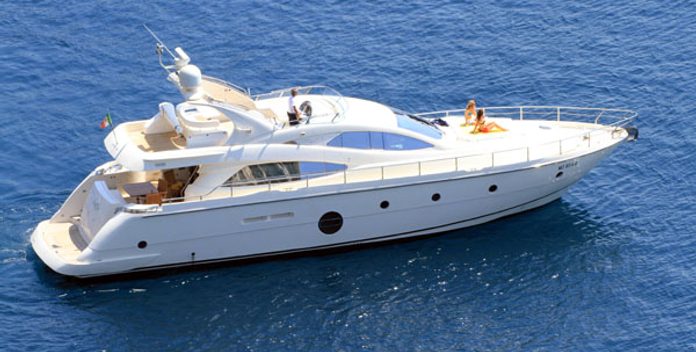 Gaffe yacht charter Aicon Motor Yacht