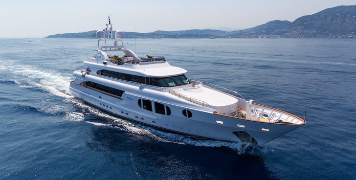 Bina yacht charter Mondo Marine Motor Yacht