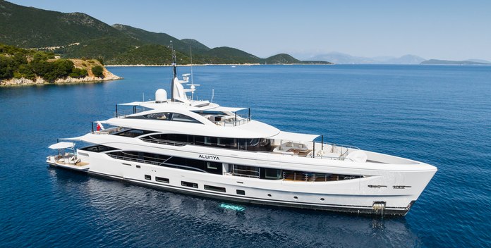 Alunya yacht charter Benetti Motor Yacht