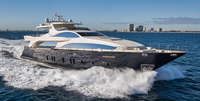 Vivere yacht charter Azimut Motor Yacht