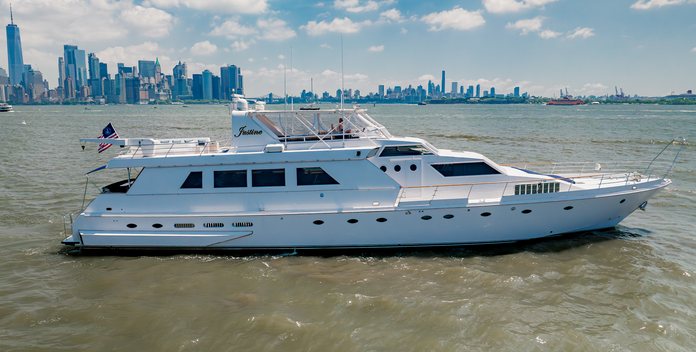 Justine yacht charter Couach Motor Yacht