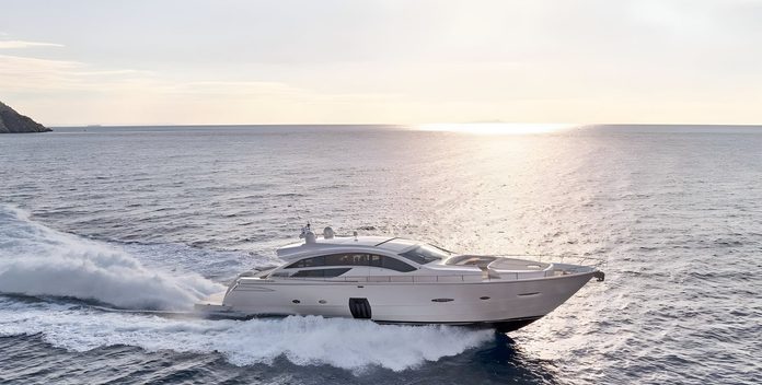 For Ever yacht charter Pershing Motor Yacht