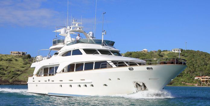 New Star yacht charter Benetti Motor Yacht