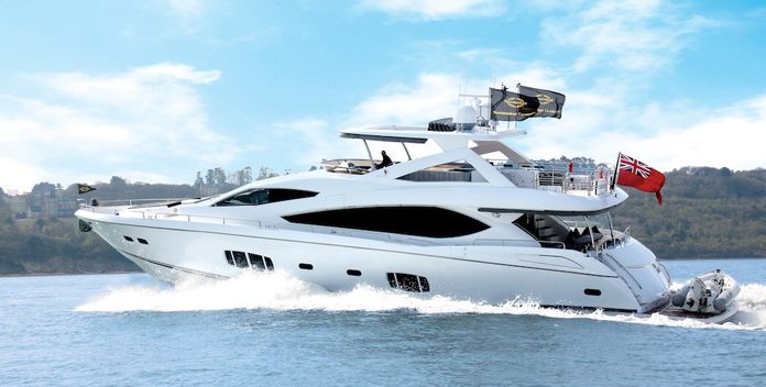 Veuve yacht charter Sunseeker Motor Yacht