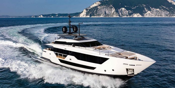 Alvium yacht charter Custom Line Motor Yacht