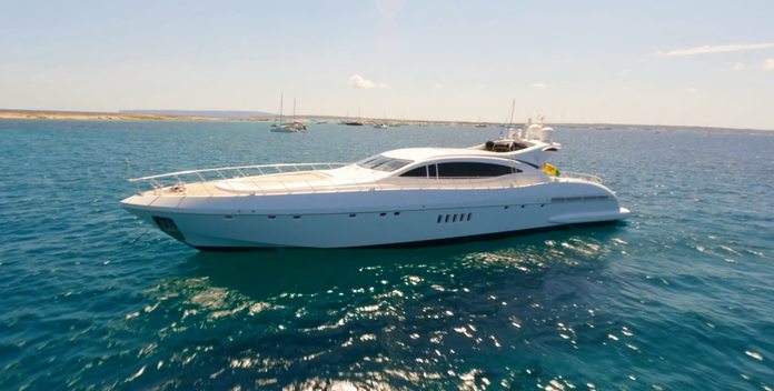 Le Magnifique yacht charter Overmarine Motor Yacht