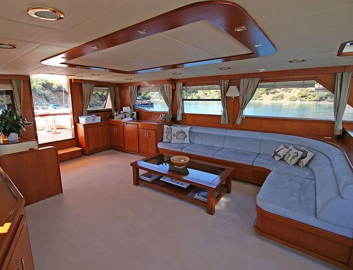 Tango Charlie photo 6