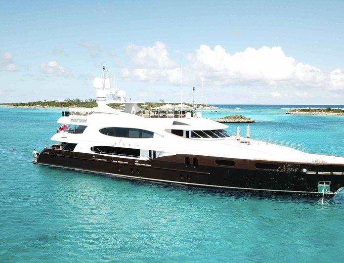 GLAZE Yacht Photos Trinity Yachts