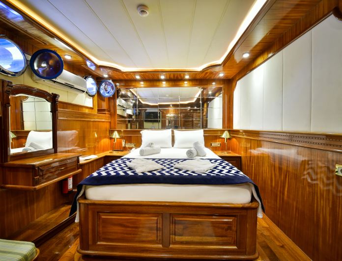 Queen Atlantis photo 30