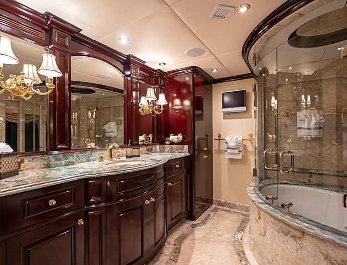 Miss Christine photo 24