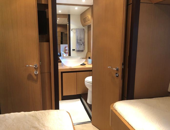 The Hangout photo 36