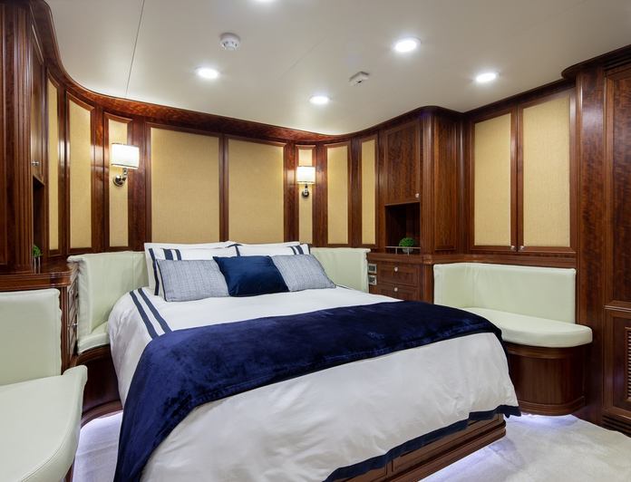 Beyond Capricorn photo 13