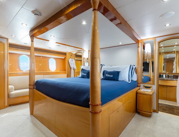 Lady Sandra photo 13