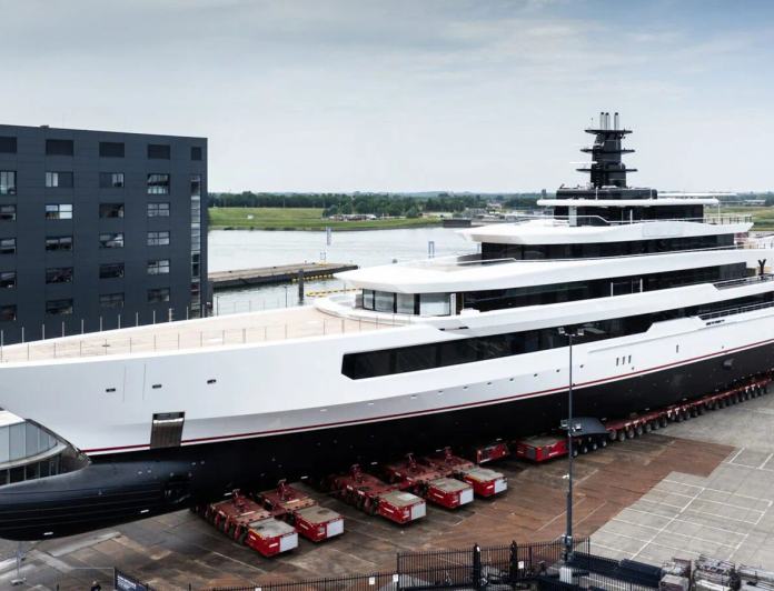 Oceanco Y726 photo 7