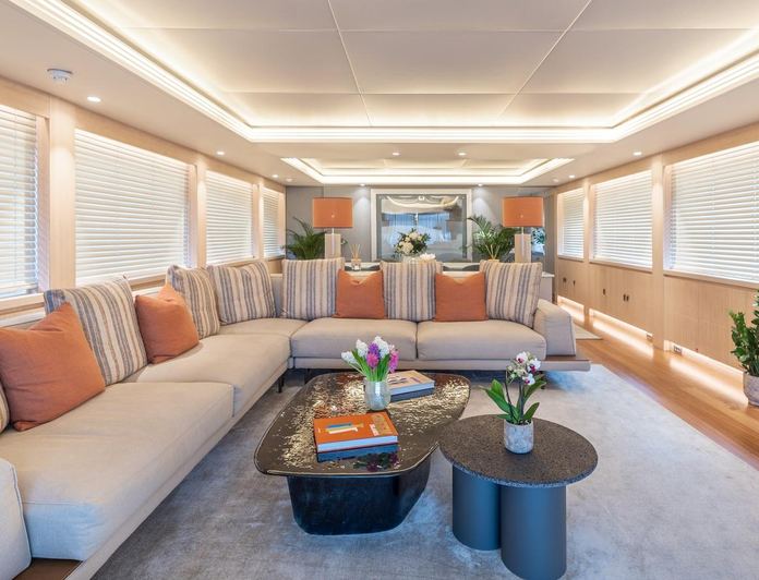 White Knight photo 6