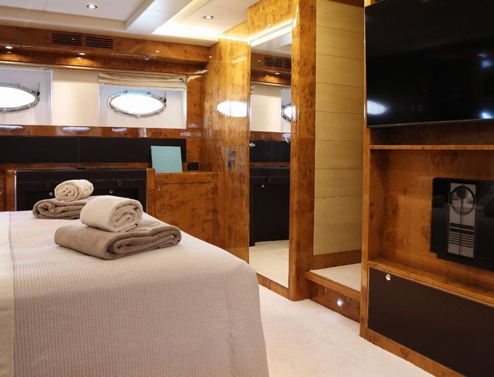 Lady B photo 19