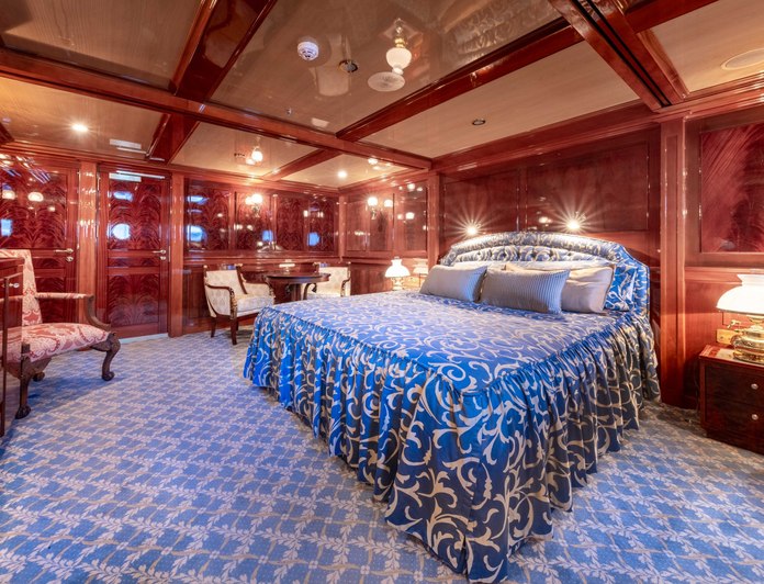 SS Delphine photo 19