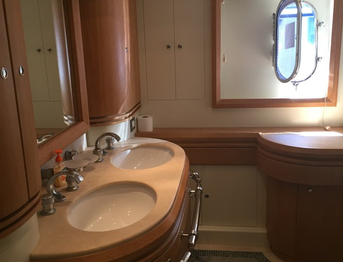 King Shadow photo 13