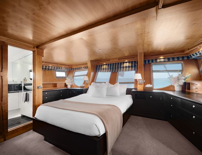 Southern Cloud photo 30