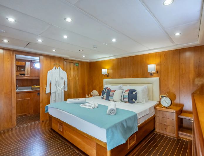 Queen of Sea photo 13